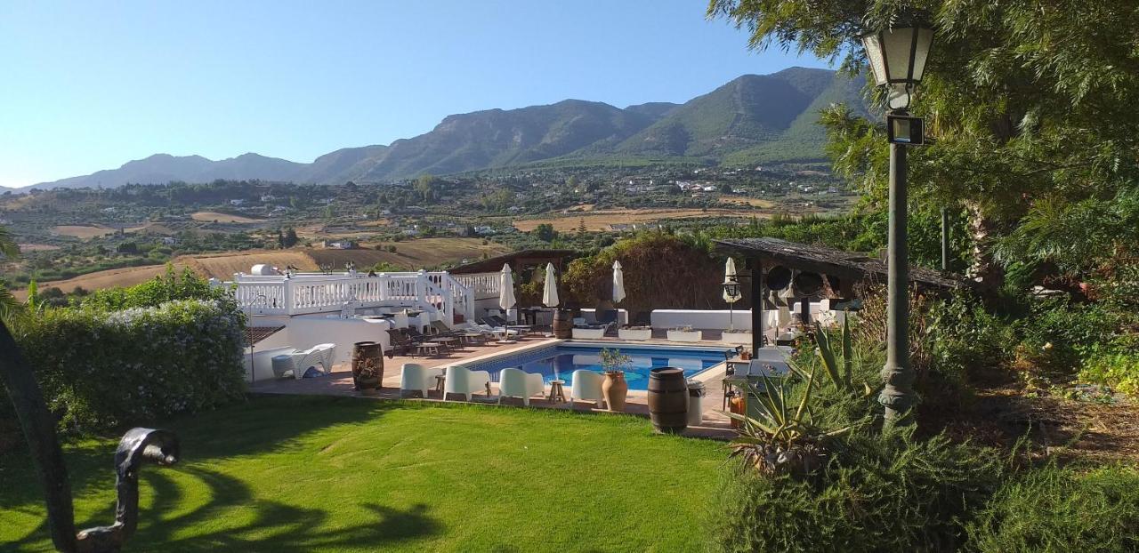 Cortijo Andaluz Bed & Breakfast Alhaurín el Grande Exterior photo